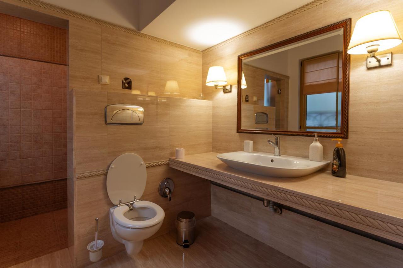 Luxury Private House In City Center Veliko Tárnovo Exterior foto